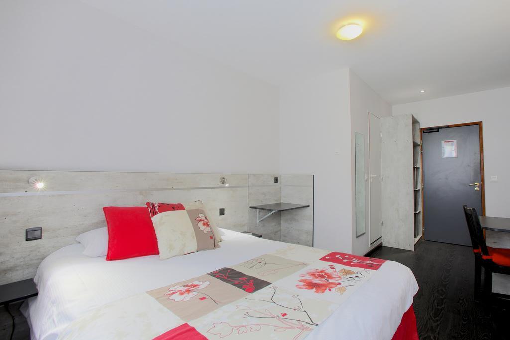 Le Castel Hotel Tain-lʼHermitage Quarto foto