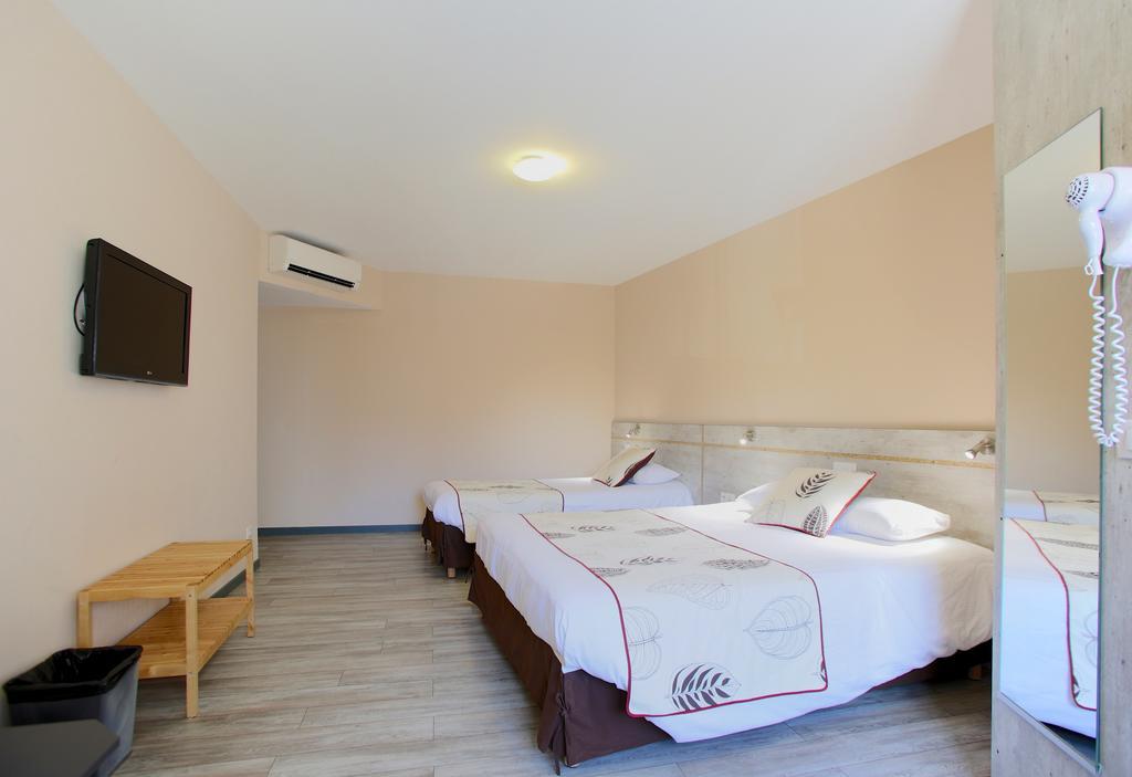 Le Castel Hotel Tain-lʼHermitage Quarto foto